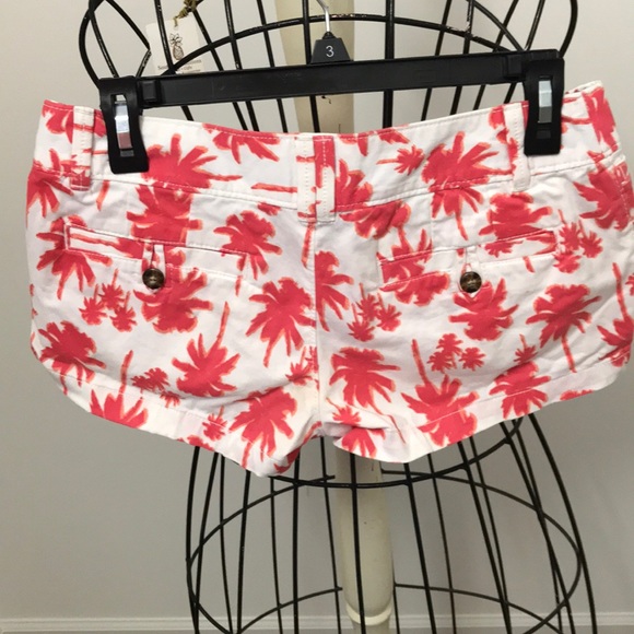 Red Camel Shorts - Picture 2 of 3